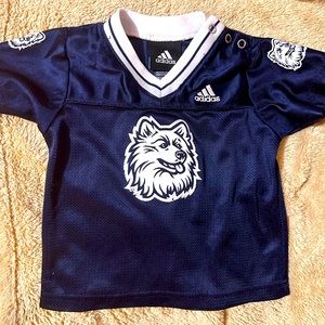 UCONN jersey